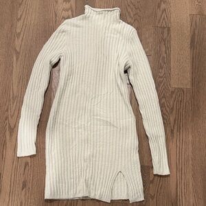 Wilfred Free Soft Cream Knit Sweater